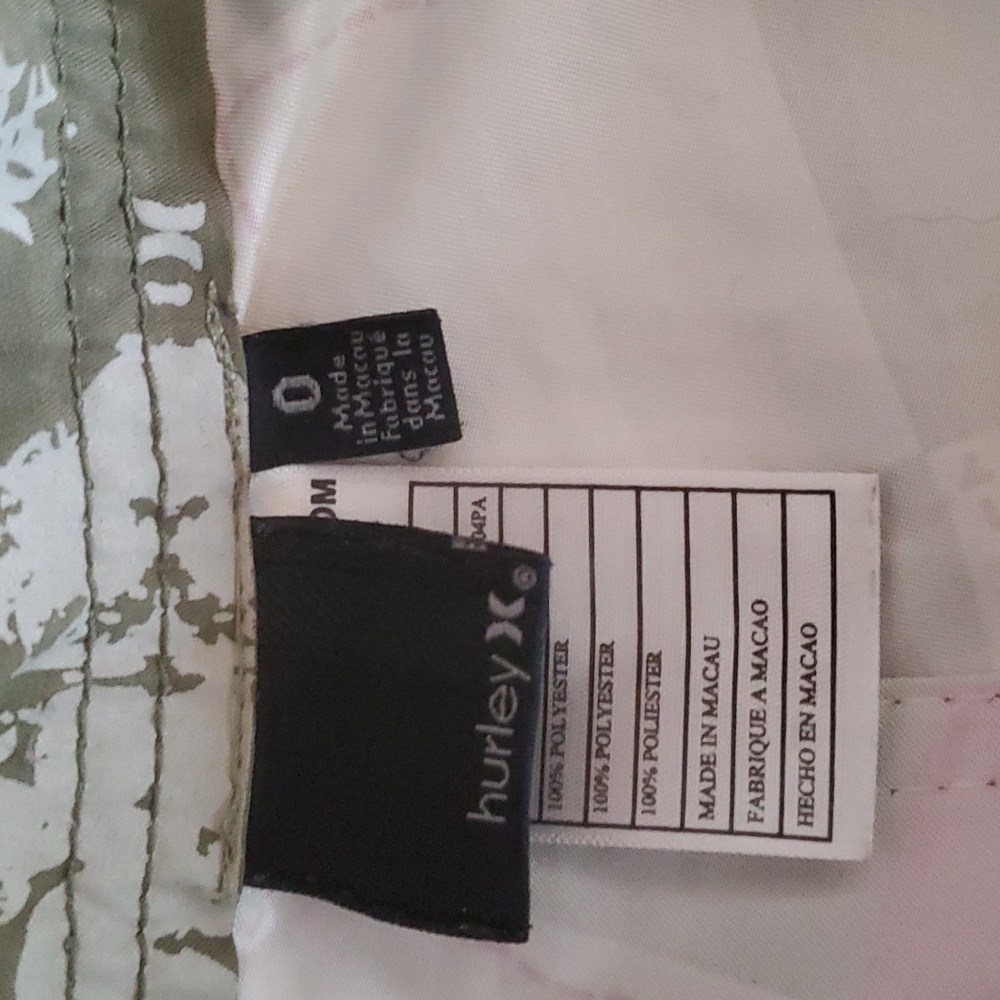 Hurley Checker Boardshorts 0 - Picture 5 of 10